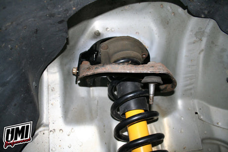 Supports de bras A supérieurs avant F-Body UMI Performance 93-02 réglables en usine