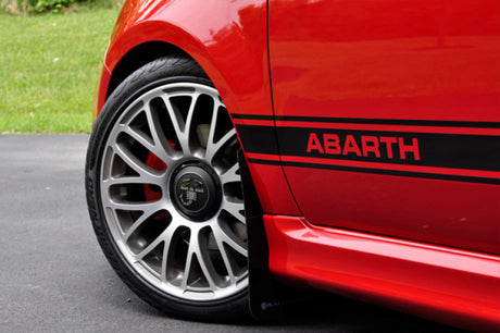 Rally Armor 12-18 Fiat 500 (Pop/Sport/Lounge/Abarth) Garde-boue noir UR avec logo rouge