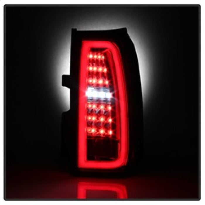 Feux arrière à LED Spyder Chevy Tahoe / Suburban 15-17 - Rouge transparent (ALT-YD-CTA15-LED-RC)