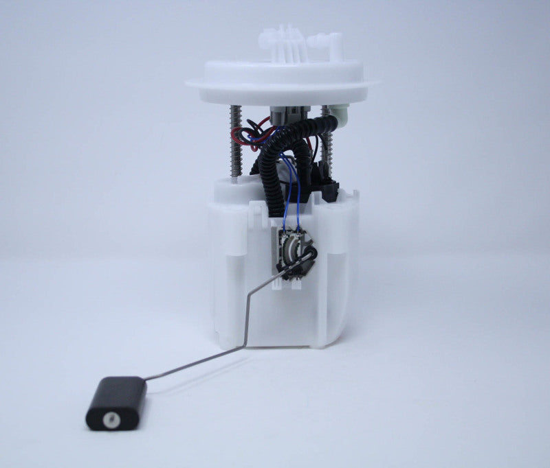 ASSEMBLAGE DE L'UNITÉ DE RÉSERVOIR Walbro