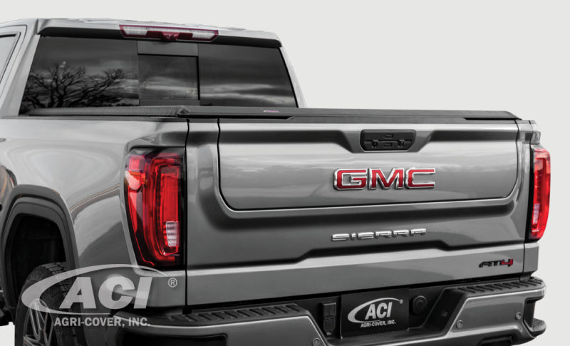 Access LOMAX Pro Series Tri-Fold Cover 2019+ Chevy/GMC Full Size 1500 5ft 8in Box - Blk Diamond Mist