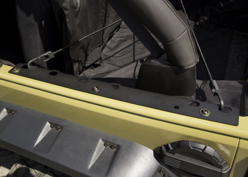 Kit de rails d'ancrage Rugged Ridge Trail pour Jeep Wrangler JKU 4 portes