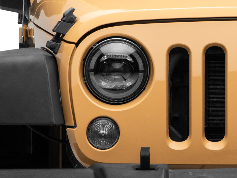 Phares à LED Raxiom 07-18 Jeep Wrangler JK Axial Series - Boîtier noir (lentille transparente)