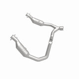 MagnaFlow Conv Direct Fit 06-07 Ram 1500 4.7L Underbody