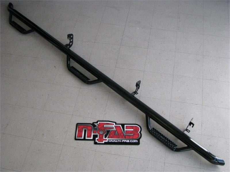 N-Fab Nerf Step 02-08 Dodge Ram 1500/2500/3500 Quad Cab 6.4ft Bed - Gloss Black - Bed Access - 3in