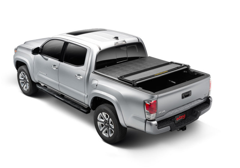 Couvre-tonneau Trifecta 2.0 pour Toyota Tundra 2022 de 5,6 pi sans système de rails Extang