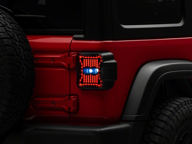 Feux arrière à LED linéaires Raxiom 18-23 Jeep Wrangler JL Axial Series - Boîtier noir (lentille fumée)