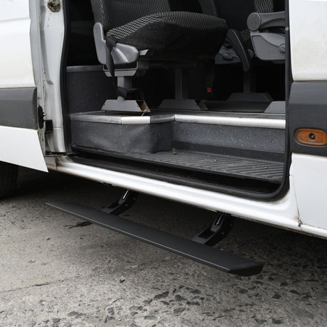 Kit de marchepieds électriques Go Rhino 13-18 Mercedes-Benz Sprinter 2500/3500 Van 3dr E-BOARD E1 - Tex Blk