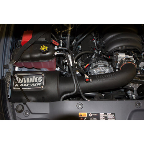 Système d'admission d'air à essence Banks Power 14-15 Chev/GMC-1500 15-SUV 5,3 et 6,2 L - Filtre sec