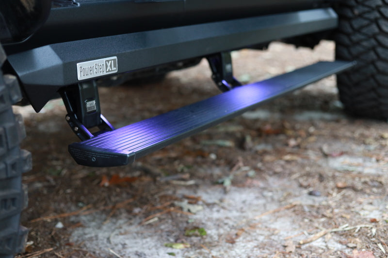 AMP Research 2007-2013 Chevy Silverado 1500 PowerStep XL allongé/équipé - Noir