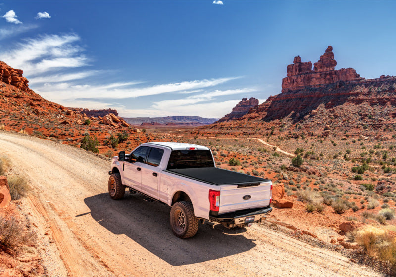 Couvre-caisse Truxedo 2022 Toyota Tundra 5 pi 6 po Sentry CT (sans système de rail de pont)