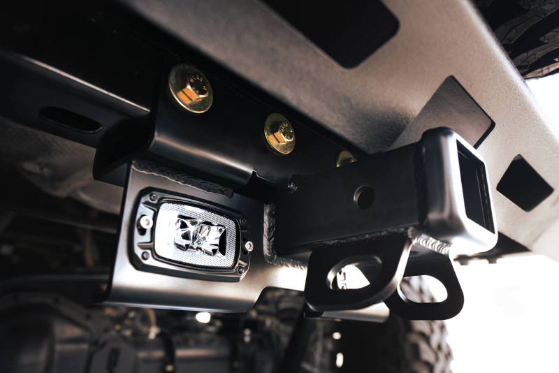 Attelage boulonné DV8 Offroad 07-21 Jeep Wrangler (JK/JL) avec feux