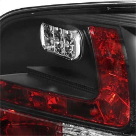 Feux arrière LED Spyder Volkswagen Touareg 03-07 Noir ALT-YD-VTOU04-LED-BK
