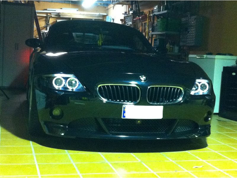 Phares de projecteur Spyder BMW Z4 03-08 Modèle Xénon/HID uniquement - Halo LED noir PRO-YD-BMWZ403-HID-BK