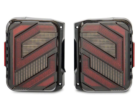 Feux arrière à LED Raxiom 07-18 Jeep Wrangler JK Axial Series Trident - Boîtier noir (lentille transparente)