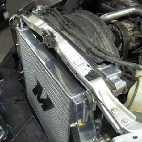 Échangeur intermédiaire Cummins Mishimoto 03-09 Dodge 5,9 L/6,7 L (argent)