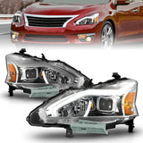 ANZO 13-15 Nissan Altima (sans ampoules HID d'usine) Phares de projecteur - avec boîtier chromé de barre lumineuse