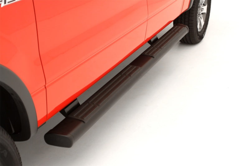 Barres de toit ovales droites en acier de 6 po pour Chevrolet Silverado 1500 Crew Cab 2019 de Lund - Noir