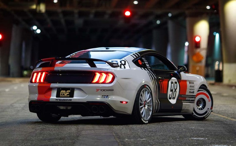 Embout quadruple MagnaFlow Sys C/B Challenger SRT 6.1