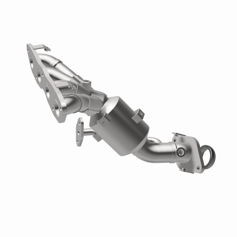 MagnaFlow OEM Grade 12-17 Toyota Prius C Federal / EPA Compliant Manifold Catalytic Converter