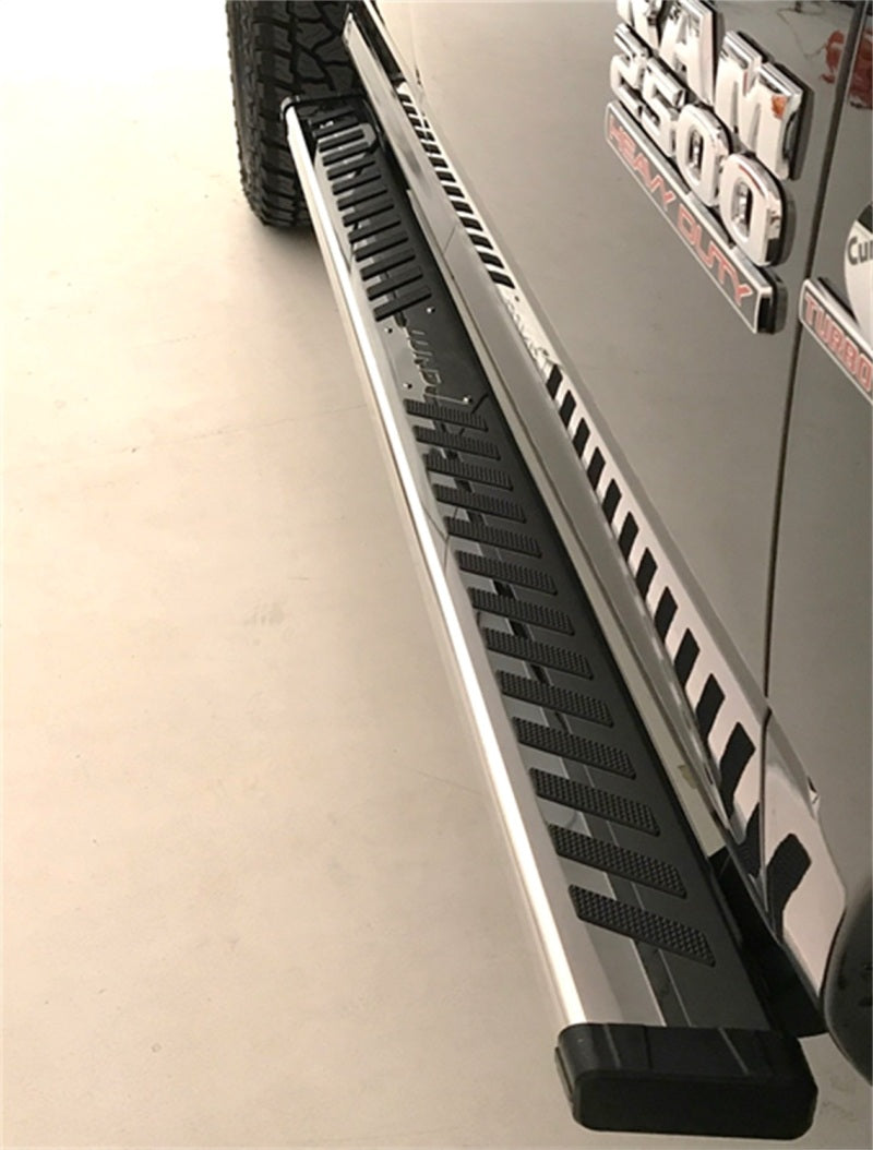 Lund 07-17 Chevy Silverado 1500 Crew Cab Summit Ridge 2.0 Running Boards - Stainless