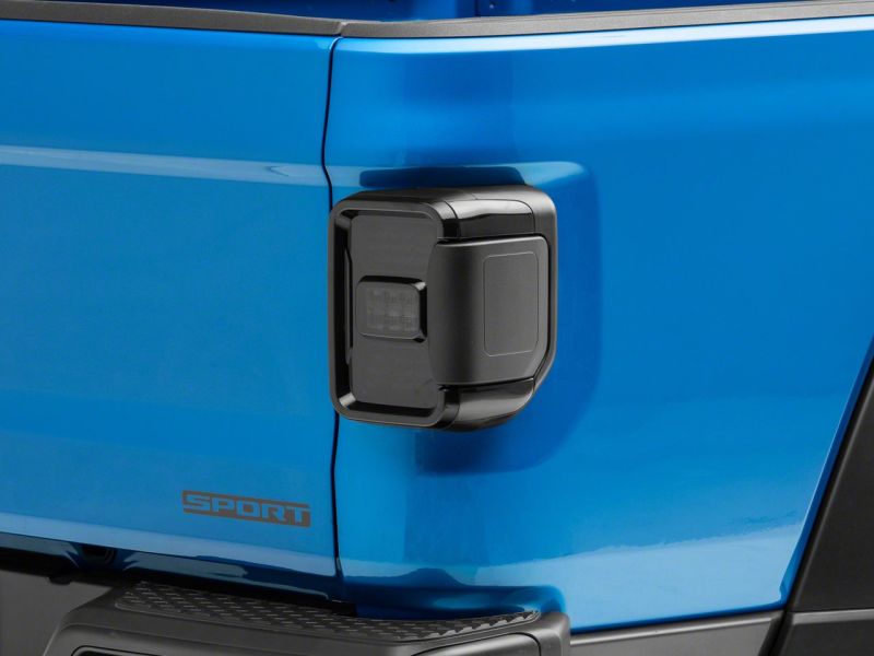 Feux arrière à LED Raxiom 20-23 Jeep Gladiator JT Axial Series - Boîtier noir (lentille fumée)