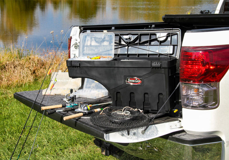 Coffre à bascule côté passager UnderCover 2022 Toyota Tundra (ne convient pas aux coffres Trail) noir lisse