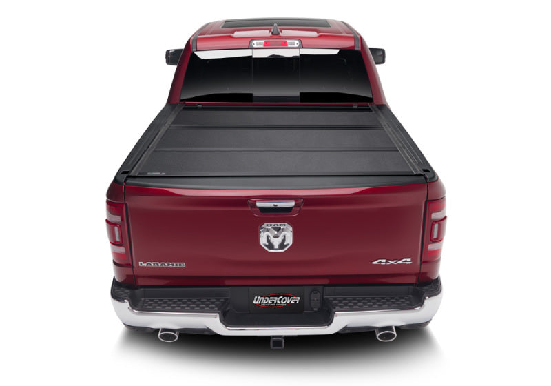 UnderCover 09-18 Ram 1500 (sans Rambox) (19-20 Classic) Couvre-caisse Armor Flex de 5,7 pieds - Noir texturé