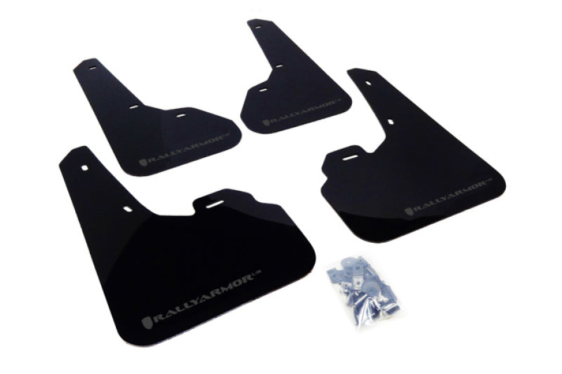 Bavette garde-boue noire UR Rally Armor 10-13 Mazda3/Speed3 avec logo gris
