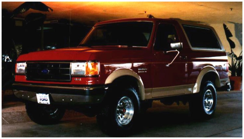 Élargisseurs de garde-boue Bushwacker 87-91 Ford F-100 Styleside Extend-A-Fender Style Flares 4 pièces 81,0/96,0 po - Noir