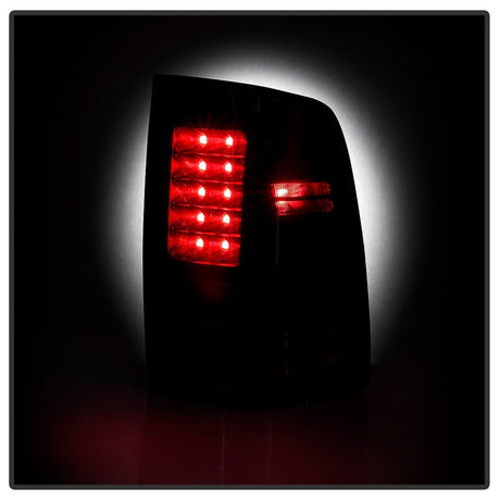 Feux arrière à DEL Spyder Dodge Ram 1500 09-18/2500/3500 10-18 - Modèle à incandescence uniquement - Noir