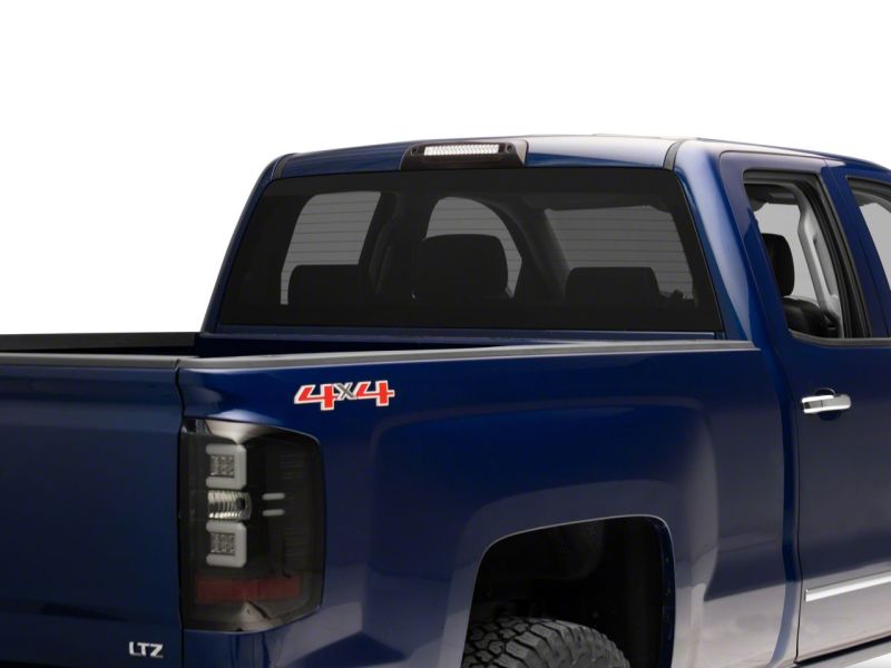 Feu de freinage à LED Raxiom 14-18 Chevrolet Silverado 1500 HD Axial Series - Rouge