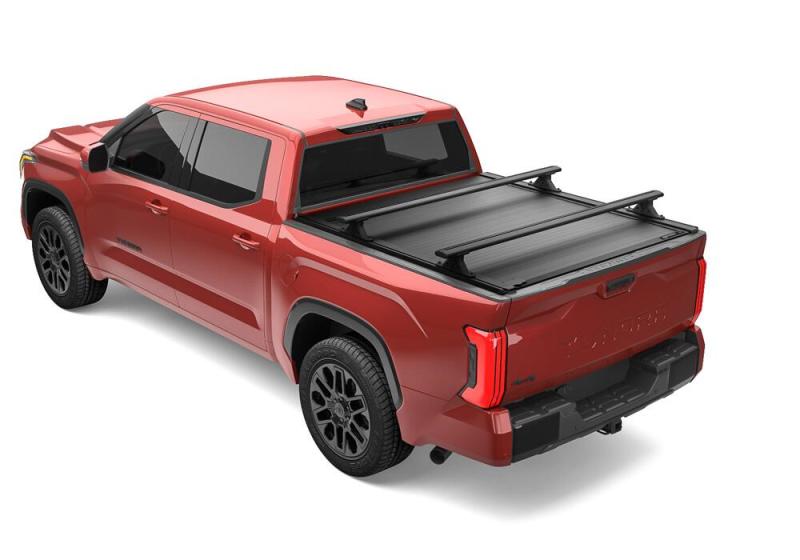 Housse de caisse RetraxONE XR pour Toyota Tundra 2022+ (caisse de 5,7 pieds avec système de rails de pont)