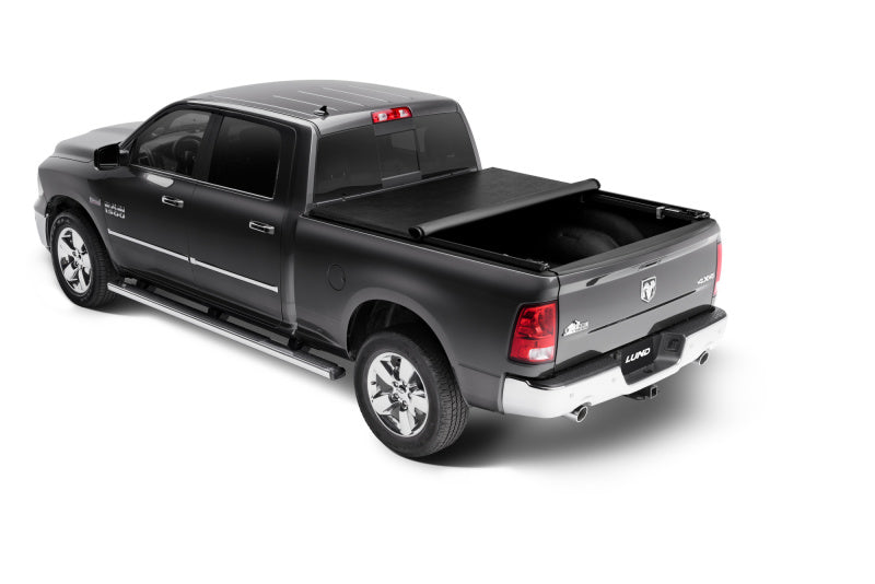 Lund 02-17 Dodge Ram 1500 (caisse de 6,5 pi, sans les caisses avec Rambox) Genesis Roll Up Tonneau Cover - Noir