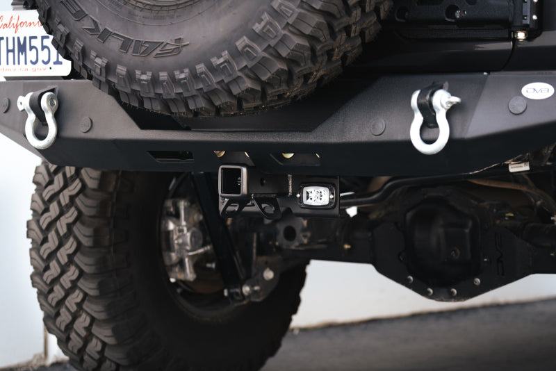 Attelage boulonné DV8 Offroad 07-21 Jeep Wrangler (JK/JL) avec feux
