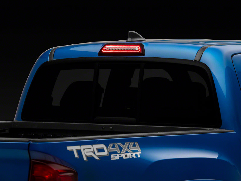 Troisième feu stop à LED Raxiom 16-23 Toyota Tacoma Axial Series - Transparent avec lentille fumée