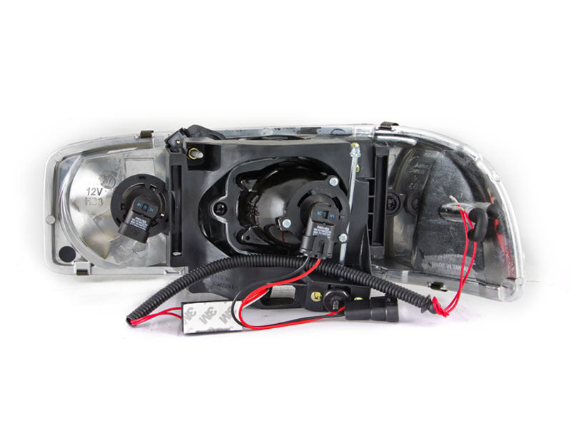 ANZO 1999-2006 GMC Sierra 1500 Projector Headlights w/ Halo Black