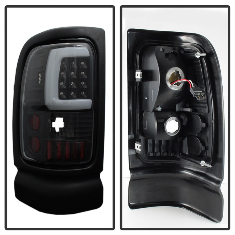xTune Dodge Ram 1500 94-01 Feux arrière - Barre lumineuse LED - Noir ALT-ON-DRAM94V3-LBLED-BK