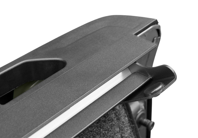 Housse de caisse BAK 88-13 pour Chevy Silverado/GM Sierra Revolver X4s de 8 pieds (2014 HD/2500/3500)