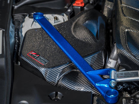 Couvercle d'admission en carbone AWE Tuning 2020+ Toyota GR Supra S-FLO