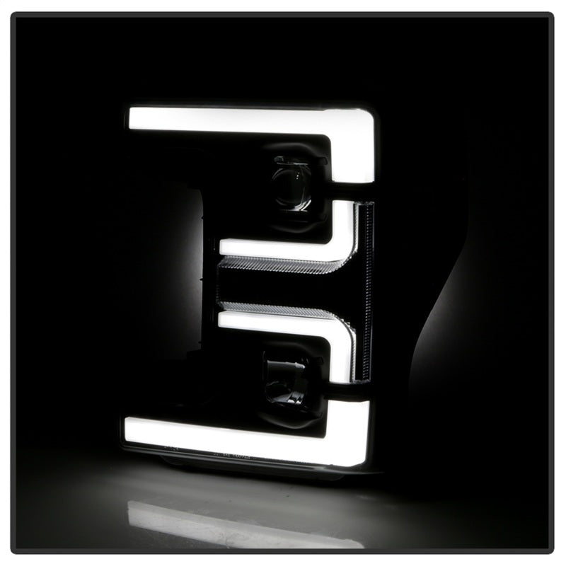 Spyder 17-18 Ford F250/F350/F450 Modèle halogène uniquement - Barre lumineuse blanche - Noir - PRO-YD-FS17HALSI-BK