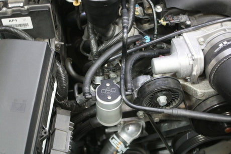 Séparateur d'huile côté passager J&amp;L 10-15 Chevrolet Camaro LS3 6.2L 3.0 - Anodisé transparent