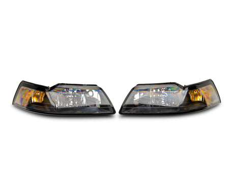Phares de rechange de style OEM Raxiom Mustang Axial Series 99-04 - Boîtier noir (lentille transparente)