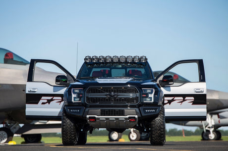 Barre lumineuse suspendue à DEL KC HiLiTES 17-18 Ford Raptor 57 po Pro6 Gravity à 9 lampes et faisceau combiné de 180 W