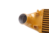 Échangeur thermique hautes performances Mishimoto 14-16 Ford Fiesta ST 1,6 L (or)