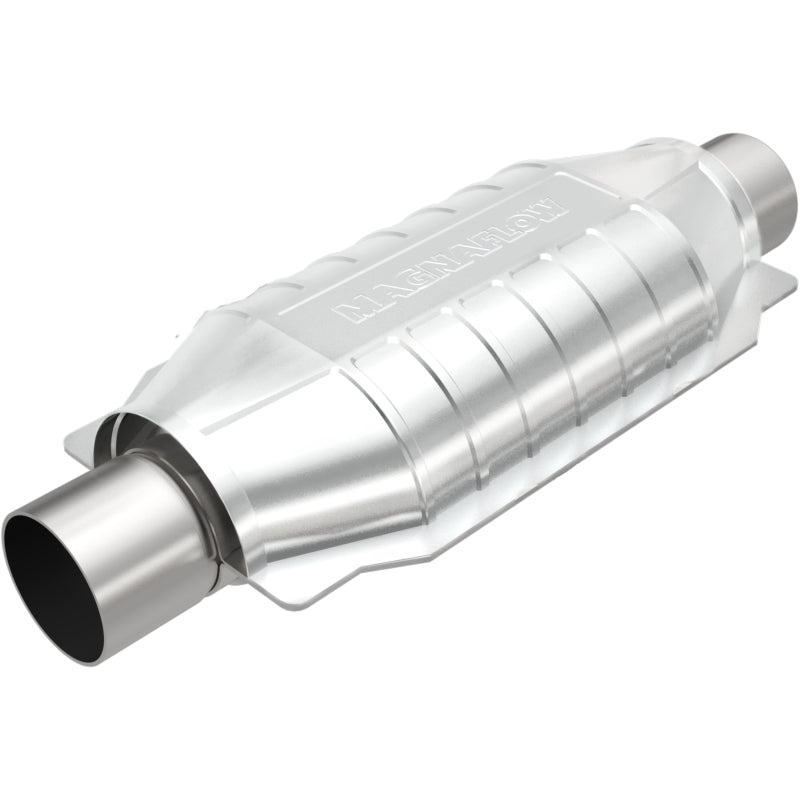 MagnaFlow Conv Univ 2,5 pouces T2 arrière