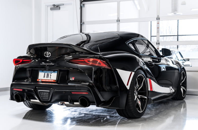 Échappement AWE 2020 Toyota Supra A90 Touring Edition non résonnant - Embouts noirs diamantés de 5 pouces