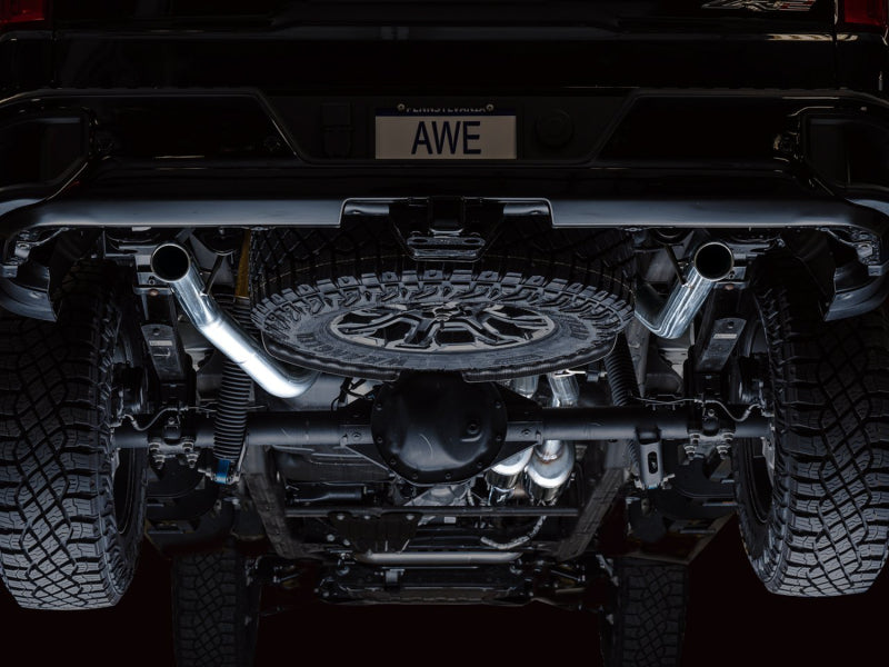 AWE Tuning 22-23 GMC Sierra 1500 AT4X 6.2L 0FG Catback Split Dual (pare-chocs plat) - Bashguard (sans embouts)