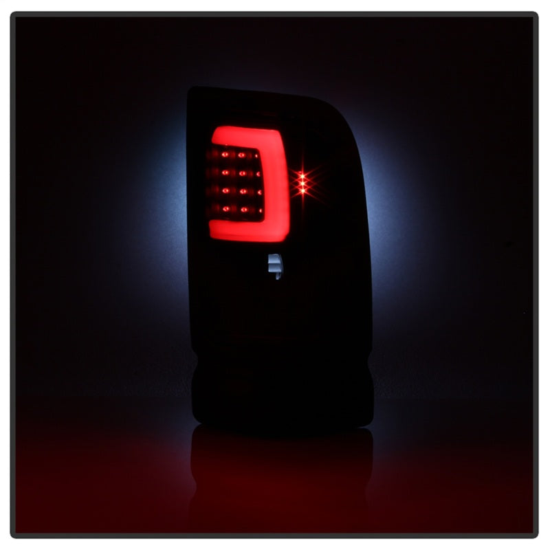 xTune Dodge Ram 1500 94-01 Feux arrière - Barre lumineuse LED - Noir ALT-ON-DRAM94V3-LBLED-BSM