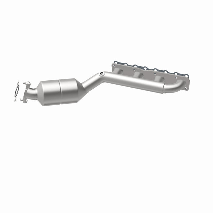 Convertisseur catalytique MagnaFlow Direct-Fit SS 04-06 Nissan Titan 5,6 L V8 (Californie)